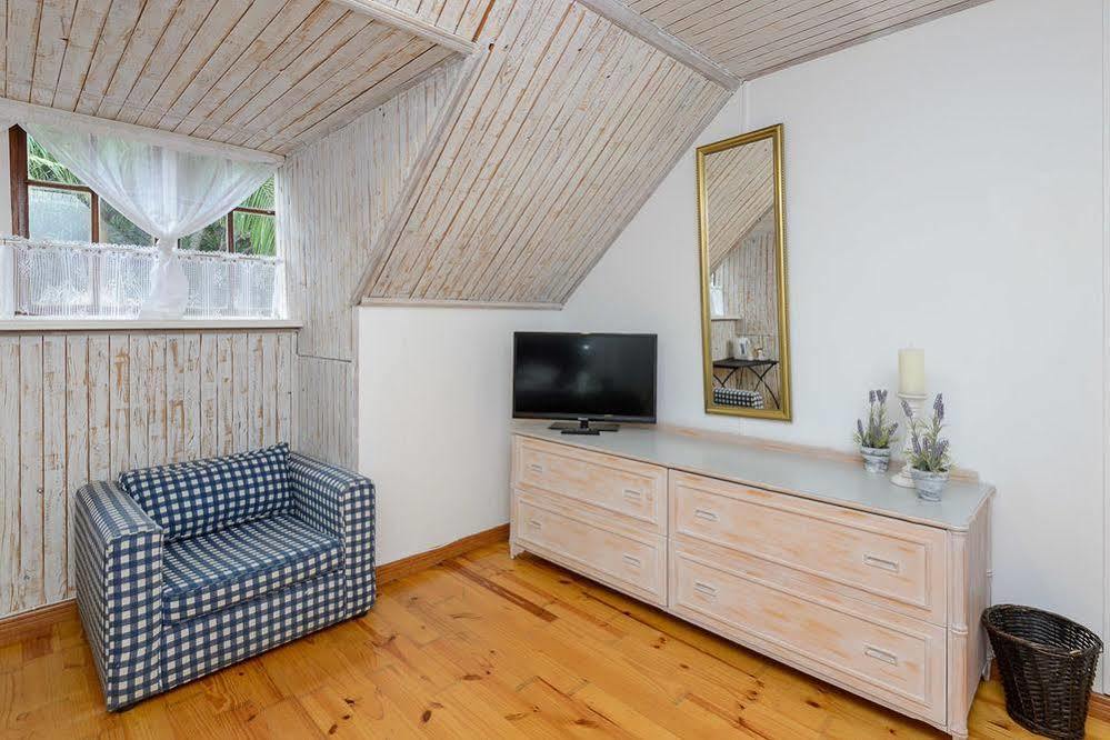 Zesty Guesthouse Port Edward Kültér fotó