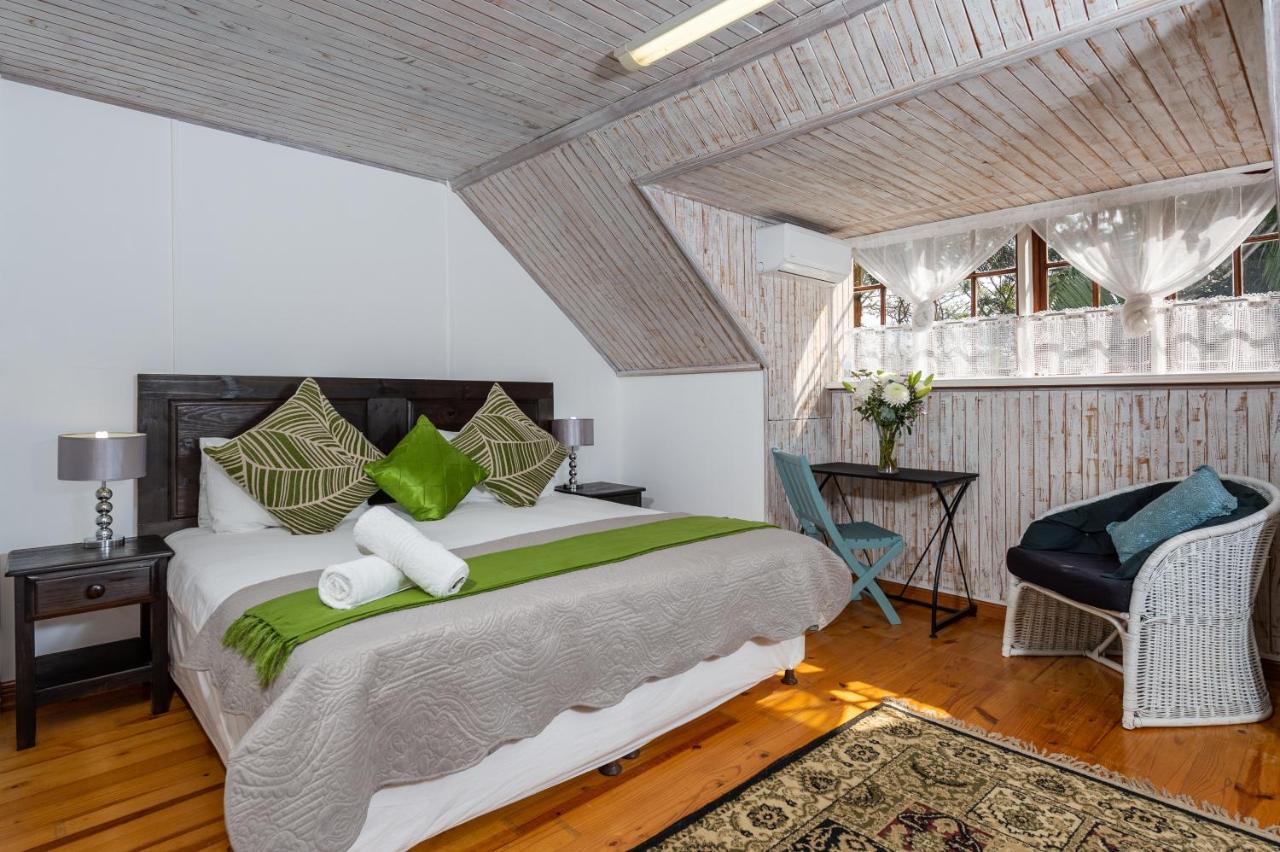 Zesty Guesthouse Port Edward Kültér fotó